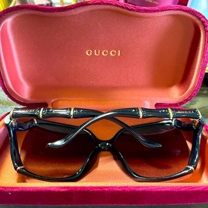 Used Gucci Bamboo over sized sunglasses